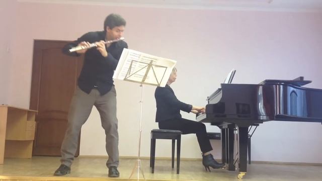 L. Vinci Sonata исп. засл. артист РФ М. Рубцов (флейта), Г. Успенская (фортепиано) смотреть онлайн