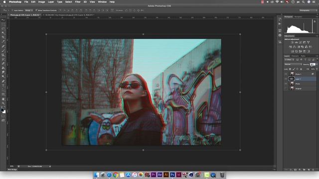 Glitch Effect Tutorial in Photoshop смотреть онлайн
