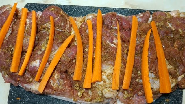 ДОМАШНЯЯ ВЕТЧИНА ИЗ СВИНОЙ РУЛЬКИ / БЮДЖЕТНЕНЬКО смотреть онлайн