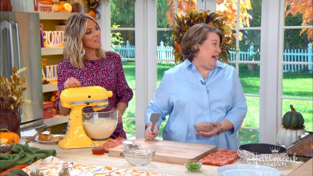 Perre Coleman Magness' Country Ham Cheesecake - Home & Family смотреть онлайн