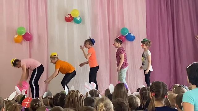 4А класс-Танцевальный марафон-МОУ "Средняя школа №2"-Устюжна-23.03.2022 смотреть онлайн