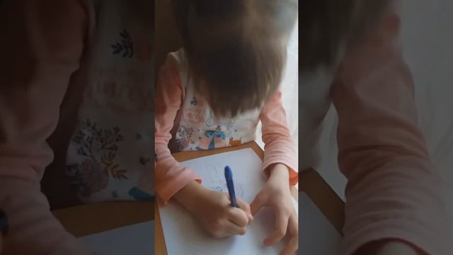 Пропускаем занятие по пению, рисуем вместе с макакой -целовакой, выжидаем время до танцев смотреть онлайн