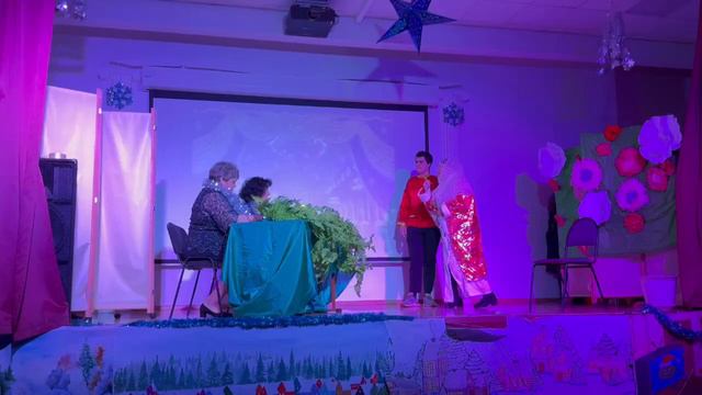 Учительский новогодний спектакль "Волшебник изумрудного города", часть 2 смотреть онлайн