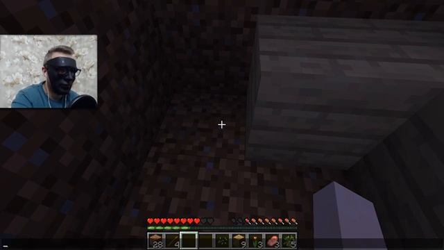 ИГРАЮ В MINECRAFT - МОЙ ПЕРВЫЙ РАЗ В МАЙНКРАФТ. ЧТО ДЕЛАТЬ? смотреть онлайн