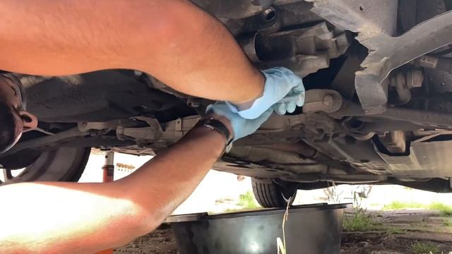 Transmission Oil Change CEGA Engine. Manual Transmission VAG Group 2.0 TDi Common Rail 170 CR170