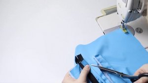 Обработка кармана с листочкой на молнии в куртке, ветровке