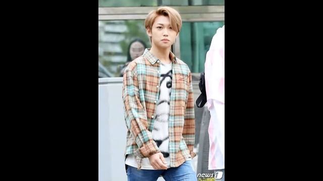 Lee Felix 'Stray Kids' - Fashion Style Compilation смотреть онлайн