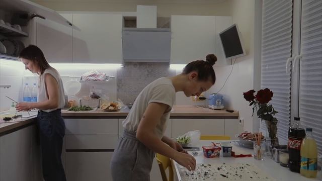 Новоселье. Что нам подарили друзья. Как приготовиться к вечеринке с друзьями. смотреть онлайн