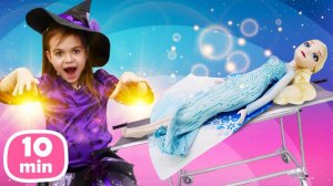 Эльзу Холодное Сердце заколдовала злодейка! Сборник про игры для девочек Ведьмочка Юлли