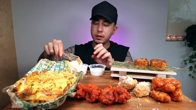 DELICIOUS VOODOO FRIES + GARLIC PARMESAN WINGS + MANGO HABANERO WINGS | WINGSTOP MUKBANG смотреть онлайн