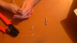 Как починить провод от интернета (надеть новую насадку на провод)