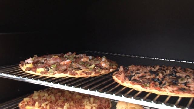 Mr Stoves LaBella Pizza Oven Review смотреть онлайн