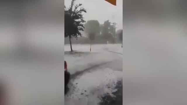 5 minutes ago! Greece closes all stations! Hailstorm the size of a stone fell on the capital! смотреть онлайн