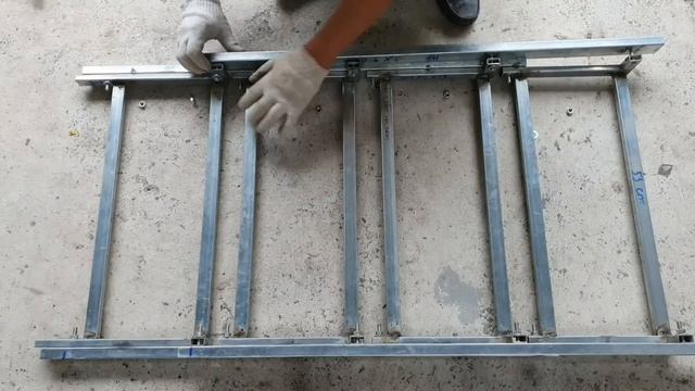 Tự Chế Bàn Xếp Gọn Phiên Bản Gắn Tường Gọn Gàng Mà Tiện Dụng