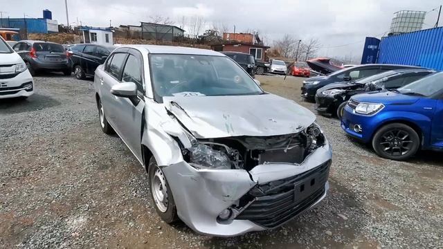 КРАТКИЙ ВИДЕООБЗОР TOYOTA COROLLA AXIO 2015 ГОДА, ДВС 1500 СС, 4 WD смотреть онлайн