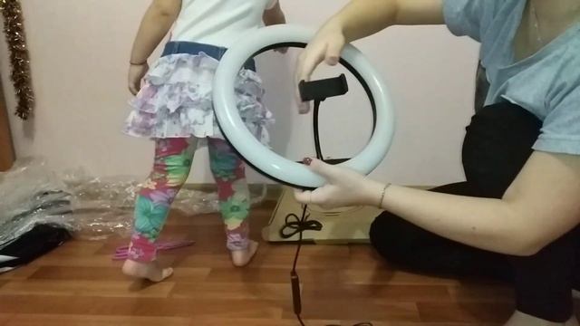 Кольцевая лампа отстой? Лучше софтбоксы? | РАСПАКОВКА смотреть онлайн