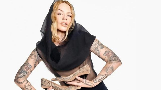 Кайли Миноуг стала лицом коллаборации Jimmy Choo x Jean Paul Gaultier. смотреть онлайн