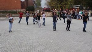 Флешмоб 9"а" класса. первое место)