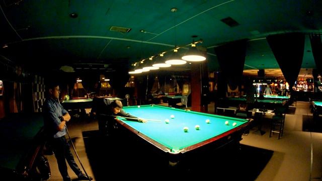 Чужой в ближний угол в исполнении Евгения смотреть онлайн