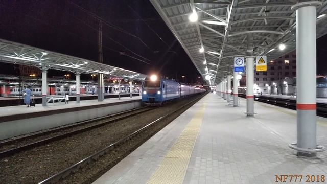 Вечернее движение поездов на Московском вокзале Нижнего Новгорода 25.07.2018 смотреть онлайн