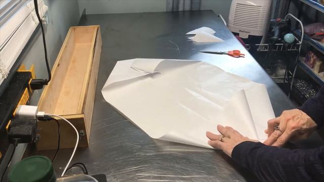 How to line a wooden mold with freezer paper смотреть онлайн