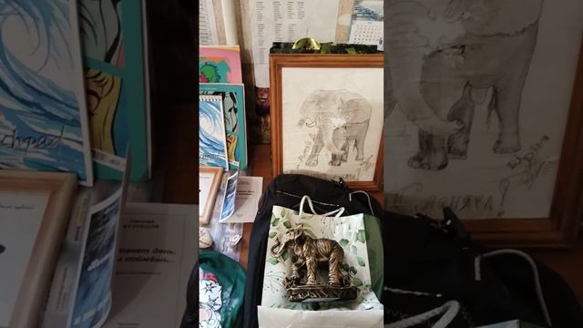 Обзор подарков Игоря Эпанаева на его день рождения. смотреть онлайн