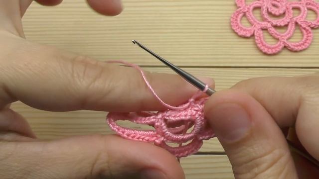 ВЕТОЧКА С ЦВЕТАМИ РОЗЫ простые мотивы для ирландского кружева ВЯЗАНИЕ КРЮЧКОМ мастер-класс CROCHET смотреть онлайн