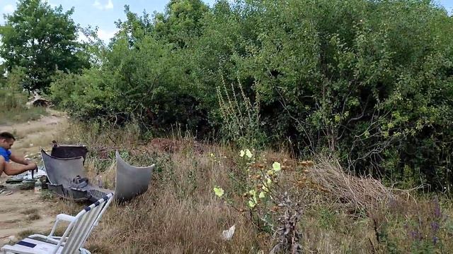 Чиним кондиционер где-то в горах под Анапой. Поломка по дороге к морю. Мазда МПВ 2002.