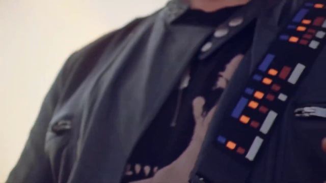 The Edge (U2) Guitar Straps смотреть онлайн