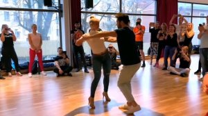 Танцуют  Kiko & Christina