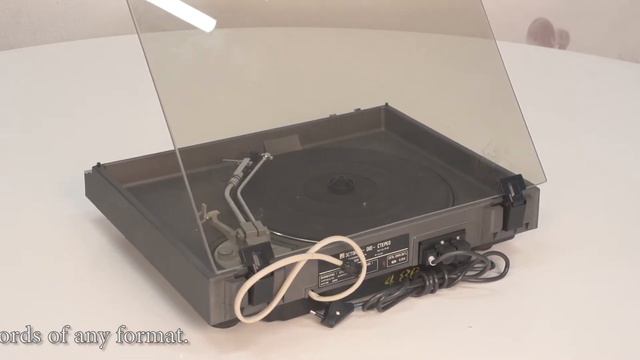 Стереофонический электропроигрыватель ''Эстония-010-стерео'' смотреть онлайн