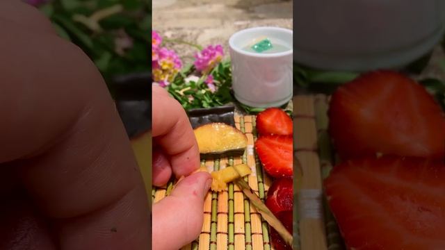 КОРМЛЮ МИНИ ЧЕРЕПАХУ смотреть онлайн