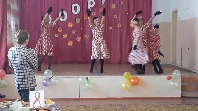 Французский танец смотреть онлайн