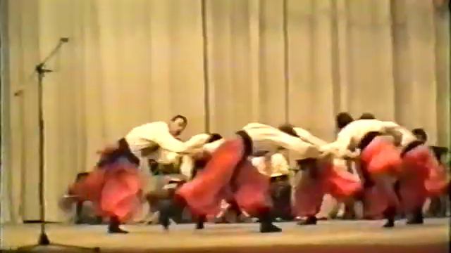 Hopak. Гопак. Минск 1995 г. 17-18 марта. Брестчанка. Brestchanka смотреть онлайн