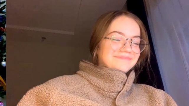 ГИТАРИСТ НЕ притворяется НОВИЧКОМ в ЧАТ РУЛЕТКЕ (Невошедшее)| Пикап с гитарой смотреть онлайн