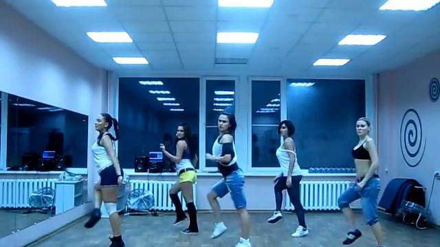 Reggaeton dance смотреть онлайн