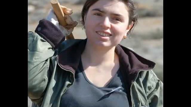 Посадка деревьев в "а-Байт а-Адом" смотреть онлайн