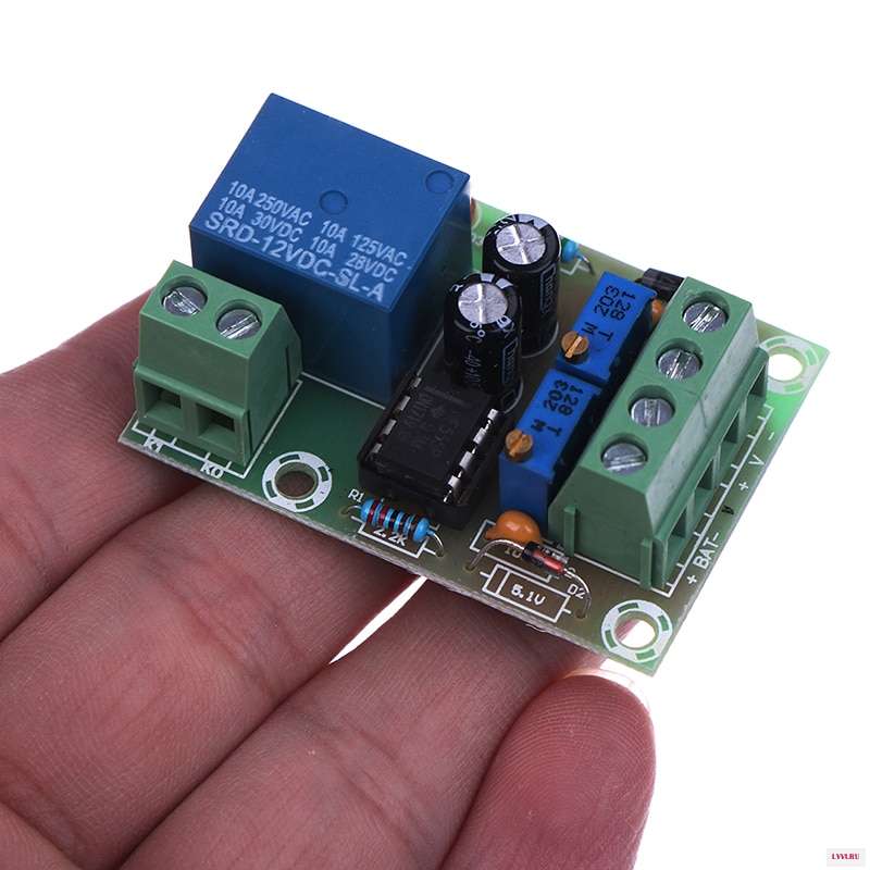 Модуль контроля заряда АКБ на NE555.