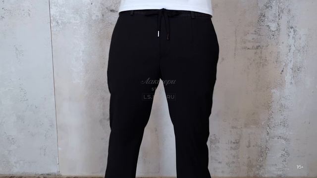 Новая коллекция Moncler Genius // Мужской образ // Фирменный бутик в Лакшери Store // Тренды 2020 смотреть онлайн