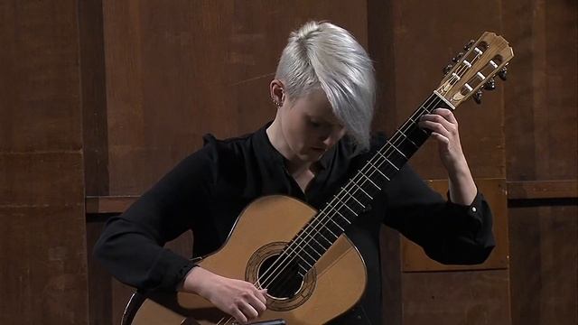 Stephanie Jones Plays Recuerdos De La Alhambra By F. Tarrega - Lodi, 2019