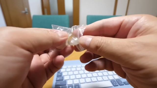 新発売！3COINSの薄型ワイヤレスキーボード iPad miniで使ってみた！ смотреть онлайн