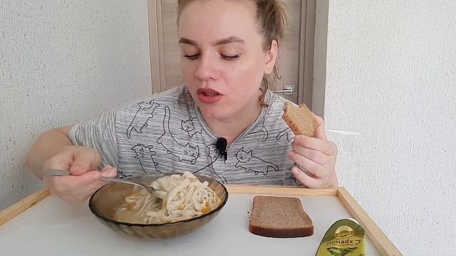 МУКБАНГ| Суп с лапшой/ Какая была наша первая съемная квартира?, трэш истории/ Чувствительным вход⛔