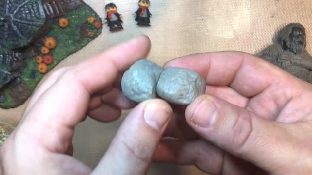 Лайфхак по лепке из пластилина: как сделать текстуру камня. Stone texture in plasticine. смотреть онлайн