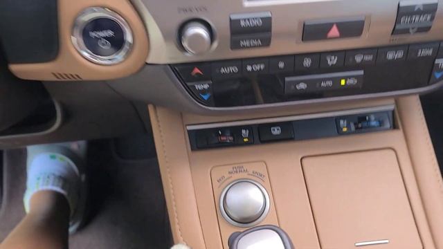 Lexus ES 300h. Осмотр б/у автомобиля В Южной Корее смотреть онлайн