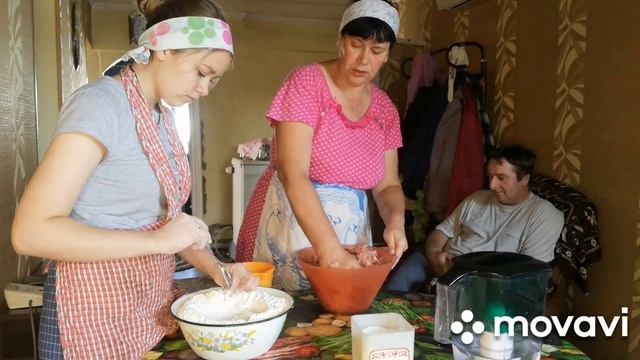 Наш семейный обед. Фирменные манты.