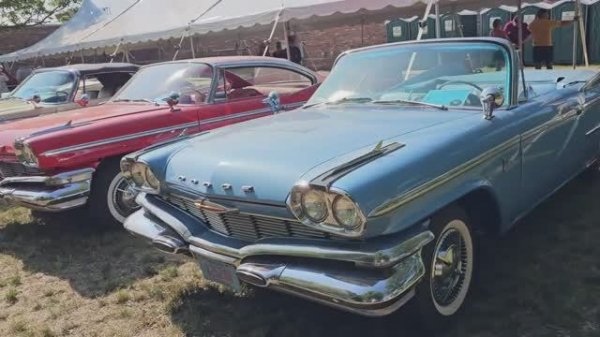 Iola Wisconsin old car show swap meet classic cars hot rods old trucks street ro