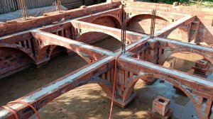 стройка кирпичного дома