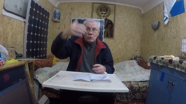 Заливают гнездо медом Жизнь пчелы Влияние расплода на медосбор смотреть онлайн