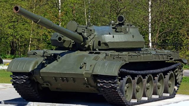Танк Т - 62 ( СССР ) смотреть онлайн