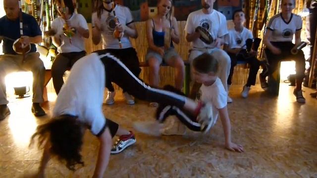 Roda de Capoeira Angola - CENTRO CULTURAL O TERREIRO, Wrocław 21.06.2013 смотреть онлайн